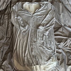 Ekouaer Womens Large Gray/White Striped Button-Up Nightgown